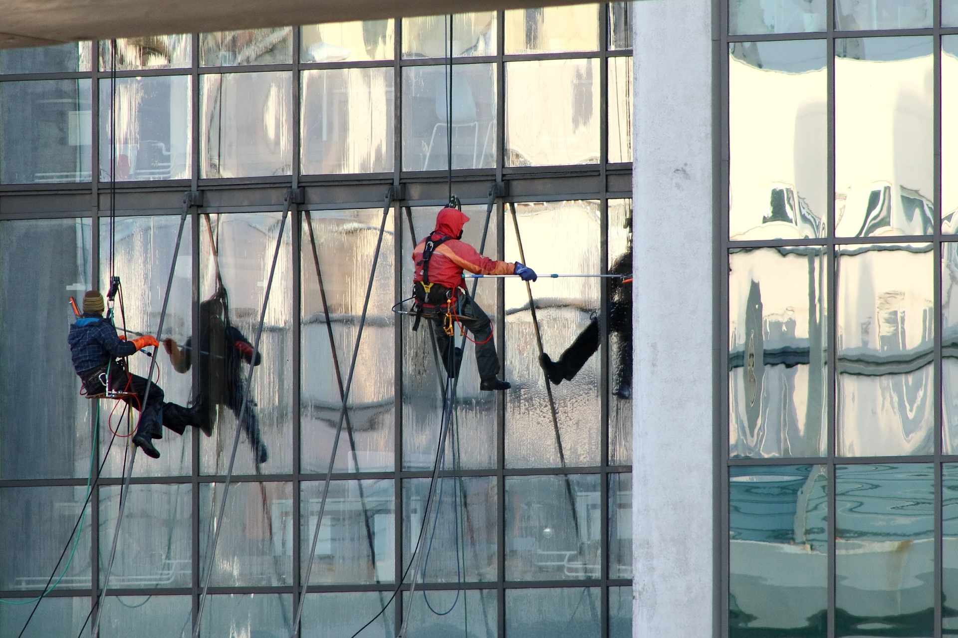 FENSTER - UND GLASREINIGUNG